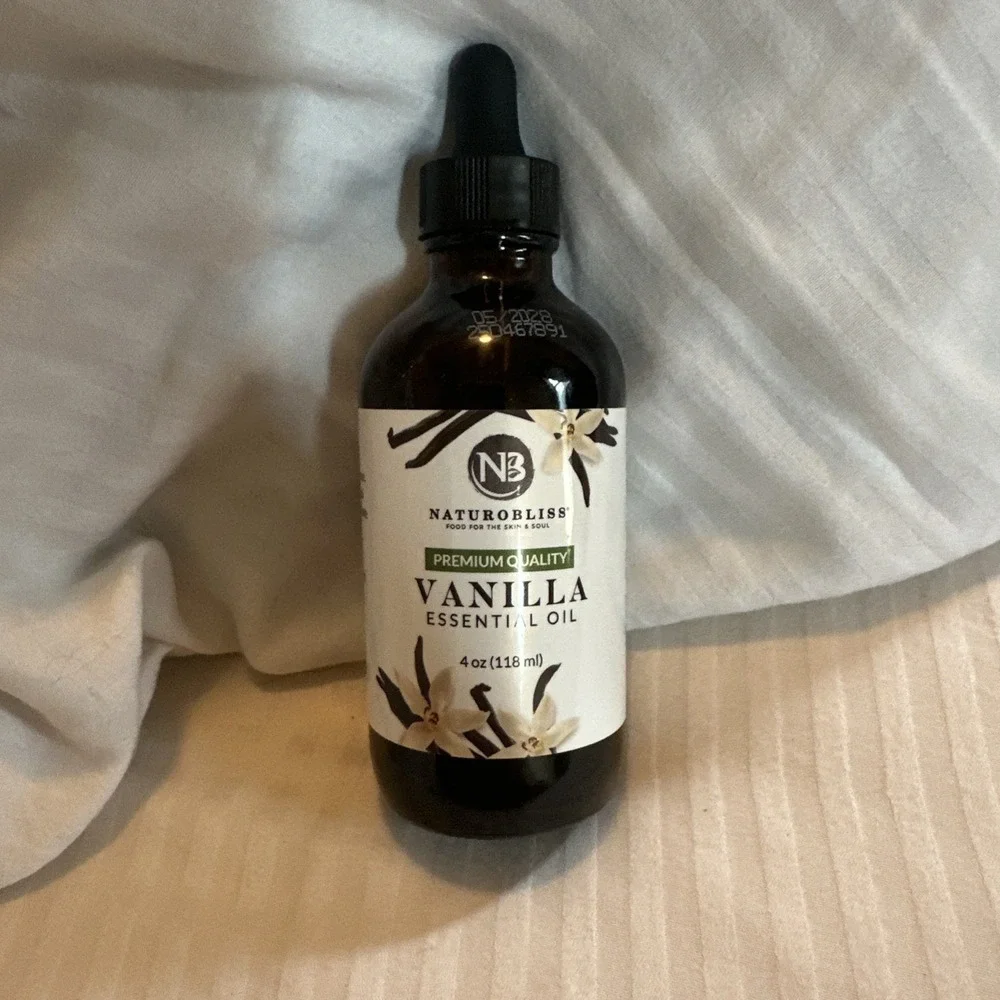 4-ounce (118 ml) bottle of NaturoBliss Vanilla Essential Oil
